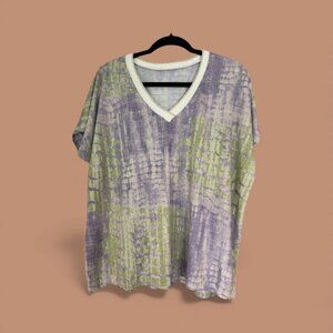 Italian Brand Artsy Tie-Dye print shimmery top, lilac and light green. Size M